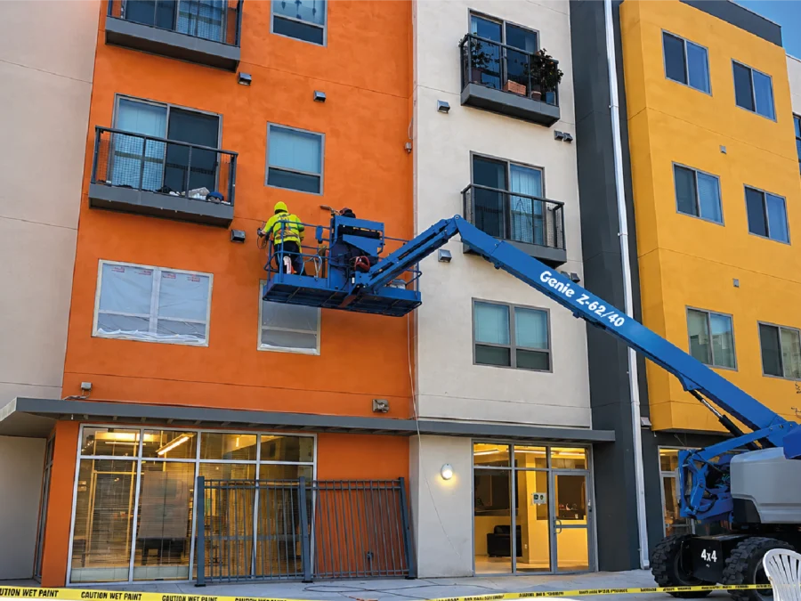 Mid-Rise Apartment Community, photo 4 of 6